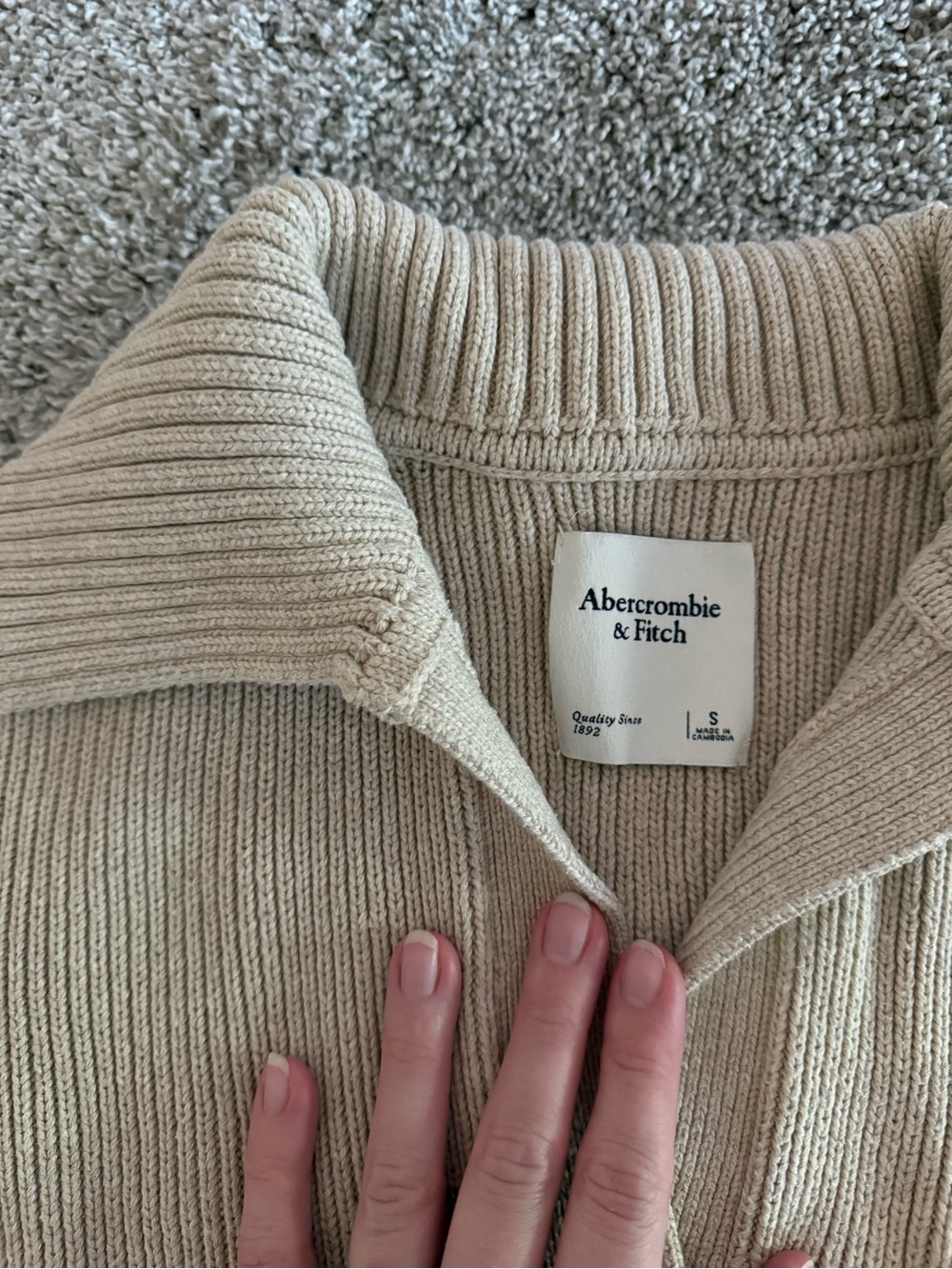 Abercrombie & Fitch Beige Rib-Knit Notch-Neck Polo Collar Sweater - Picture 5 of 11